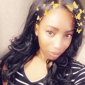 Meet your Posher, Clair